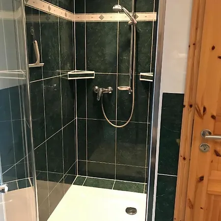 Ferienhaus Meise * برلين